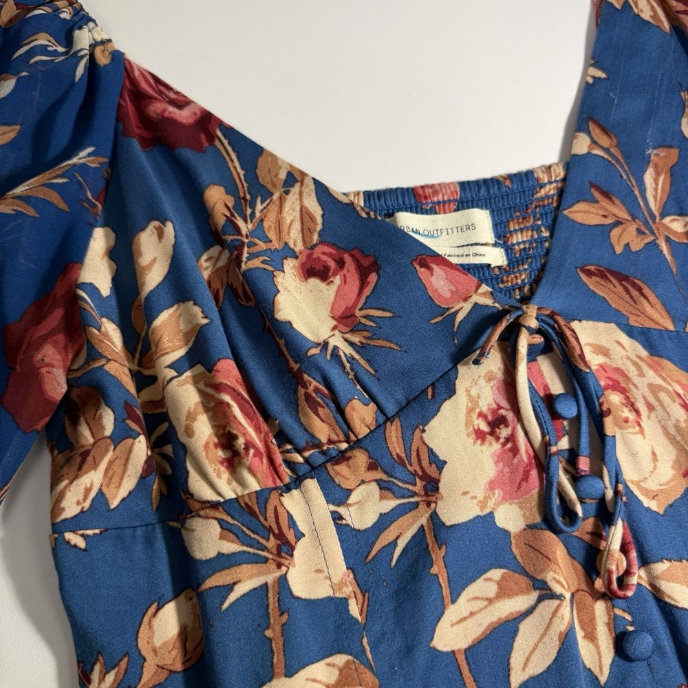 Urban Outfitters Cropped Long Sleeve Floral Top Womens Large Blue Boho - Picture 4 of 12